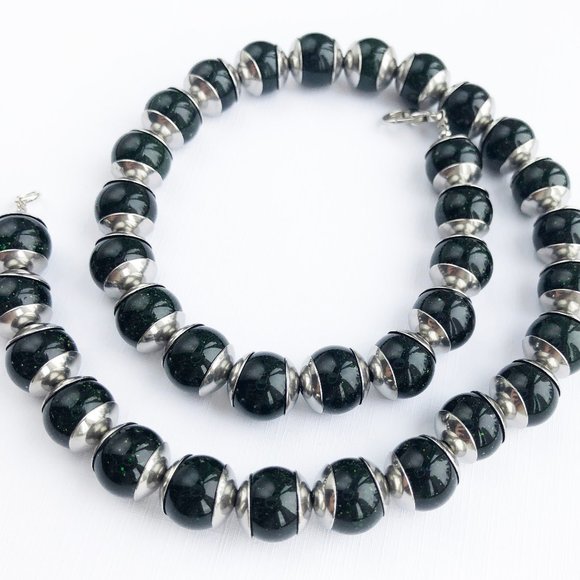 Deep green chunky necklace, statement casual necklace - Picture 13 of 15